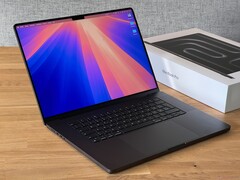 Apple MacBook Pro 16 2024 im Test - Enorme Akkulaufzeiten und bessere Leistungsentfaltung des M4 Pro