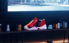 Der Cooler Master Sneaker X packt Flaggschiff-Gaming-Hardware ins kuriose Gehäuse. (Bild: Cooler Master)