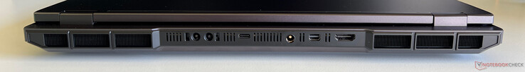 Rückseite: Anschluss für Oasis-Wasserkühlung, USB-C 3.2 Gen.2 (10 GBit/s, DisplayPort 1.4a, 140 Watt Power Delivery), Netzteil, Mini-DisplayPort 2.1, HDMI 2.1