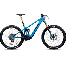 Pivot Shuttle AM: Neues E-Bike für das Gelände