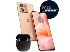 Motorola legt beim Kauf des Edge 40 Neo kostenlos die Bose QuietComfort EarBuds II oben drauf (Bild: Motorola)
