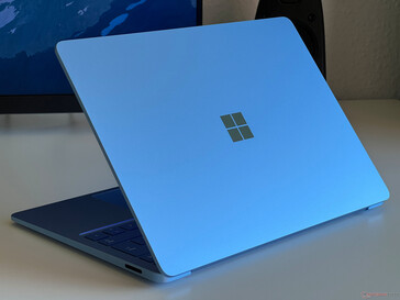 Surface Laptop in Saphirblau