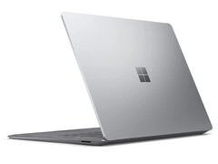 Amazon hat die Basis-Konfiguration des Surface Laptop 4 heute günstig im Angebot (Bild: Microsoft)
