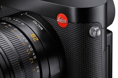 Die Leica Q3 war bisher stets mit einem 28 mm f/1.7 Objektiv ausgestattet. (Bildquelle: Leica)