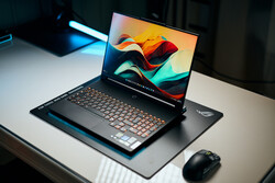 Lenovo Legion 9 16IRX9,(2024)