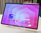 Das Galaxy Tab S11 Ultra besitzt eine kleinere Notch als sein Vorgänger. (Bildquelle: Notebookcheck)