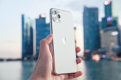Der Hersteller der Kamera-Objektive für das iPhone 12 streitet jedwede Anschuldigung zu Qualitätsproblemen ab. (Bild: Thai Nguyen, Unsplash)