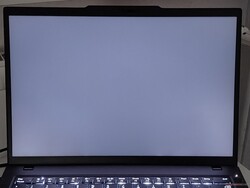 Fast kein Backlight-Bleeding (hier verstärkt gezeigt)