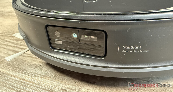 Vorderes StarSight System 2.0 im Roborock Saros 10R
