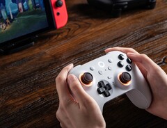 8BitDo legt den Ultimate 2 Controller für die Nintendo Switch neu auf. (Bildquelle: 8BitDo)