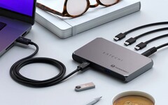 Satechi präsentiert diverse Neuheiten auf der CES 2023, darunter den Thunderbolt 4 Slim Hub. (Bild: Satechi)