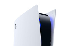 Die PlayStation 5 eignet sich laut Sony hervorragend zum Zocken von PS4-Spielen, viele Titel laufen auf der neuen Konsole besser. (Bild: Sony)