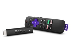 Der Roku Streaming Stick 4K erlaubt den Zugriff auf zahlreiche Apps, die auch per Sprachsteuerung durchsucht werden können. (Bild: Roku)