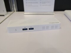 Minisforum S100: Besonders kompakter Mini-PC mit PoE (Bild: PC Watch)