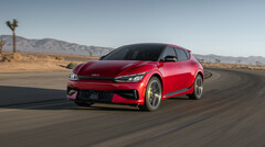 Der Kia EV6 wird in den USA deutlich teurer, und auch in Deutschland wäre eine derartige Preiserhöhung wohl denkbar (Bild: Kia)