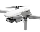 Die DJI Mini 4K ist eine günstige und leicht zu fliegende Drohne für Einsteiger (Bildquelle: DJI)