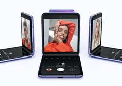 Das empfindliche Display des Galaxy Z Flip sollte man besser nicht schützen, zumindest wenn es nach Samsung geht. (Bild: Samsung)