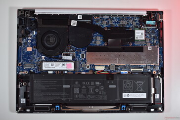 HP EliteBook 8 G1a 14: Innenleben