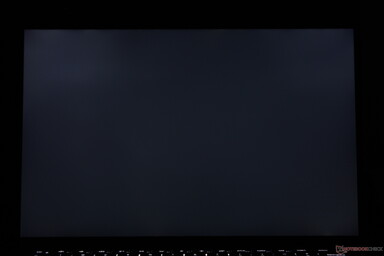 Backlight Bleeding