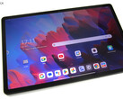 Das große Lenovo Tab P12 Tablet ist erneut zum Deal-Preis von knapp 300 Euro bestellbar (Bild: Manuel Masiero)