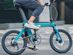 Fiido X 2025: Klapp-Fahrrad fährt in neuer Version vor (Bildquelle: Fiido)