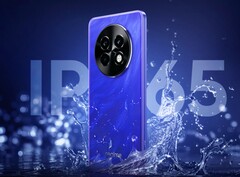 Das Realme P1 Speed 5G ist gegen Wasserspritzer geschützt. (Bildquelle: Realme)