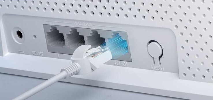 Es sind vier Ethernet-Ports vorhanden