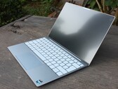 Das 4K-Modell des Dell XPS 13 9315 ist im Deal beim Hersteller für 989 Euro erhältlich (Bildquelle: Sebastian Jentsch)