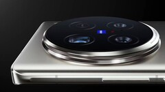 Der Nachfolger des Vivo X100 Ultra (hier im Bild) brilliert heute mit gelungenen Porträtphotos, nicht nur mit 35mm Zeiss-Kamera. (Bildquelle: Vivo)