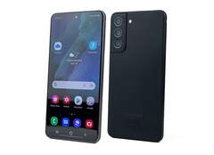 Das Samsung Galaxy S21 FE kann im Akku-Test von DxOMark trotz großem Akku nicht überzeugen. (Bild: Samsung)