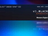 Die WD Black SN850X SSD mit 4TB kann bei Saturn und Media Markt jetzt mit 14% Rabatt bestellt werden (Bildquelle: Western Digital)