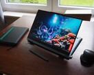 Test Lenovo Yoga 7 2-in-1 14AKP10 Laptop: Zen 5 schießt gegen Intel