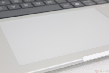 Auch das Clickpad ist größer als beim Vorgängermodell