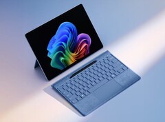 Microsoft spendiert dem Surface Pro eine enorm teure Tastatur sowie einen neuen Stylus. (Bild: Microsoft)