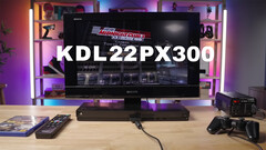 Sony Bravia KDL22PX300 kombiniert PS2 und Bravia KDL22BX300 Fernseher (Bild: Denki/YouTube).