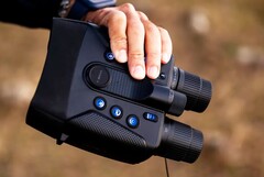 Yashica Night Vision soll extrem lichtstark sein und dank Infrarot-LED echte Nachtsicht bieten. (Bild: Yashica)