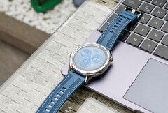 Die schicke Huawei Watch GT 5 ist im Smartwatch-Deal günstig bestellbar (Bildquelle: Daniel Schmidt)
