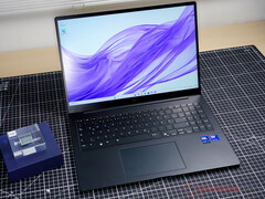 LG Gram Pro 2025 mit Intel Core Ultra Series 2 Prozessor (Bild: Marc Herter/Notebookcheck)