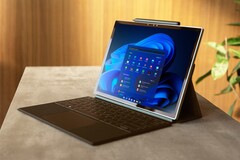 Microsoft testet neue Features für die virtuelle Touchscreen-Tastatur, um die Nutzung von Windows-Tablets komfortabler zu machen. (Bild: Dell)