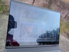 Draußen bei starker Bewölkung