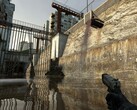 Bild aus Half-Life 2: Update, das eine Waffe und Abwasserkanäle zeigt. (Bildquelle: Steam)