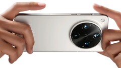 Wer keine Scheu vor einem Import aus China hat, kann das Oppo Find X8 Ultra bereits unter 1.000 Euro importieren. (Bildquelle: Oppo)