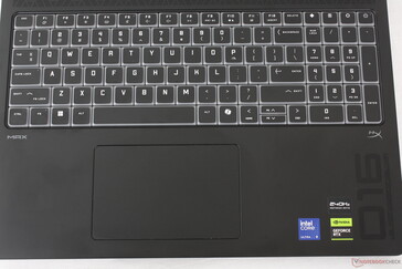 Neues abgeschrägtes Tastaturdesign im Vergleich zum Chiclet-Design des Modells 2024