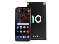 Das Xiaomi Mi 10 Lite 5G bietet einen sehr günstigen Einstieg in die 5G-Welt, bereits für einen Straßenpreis von unter 300 Euro.