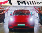 Tesla: Elon Musk feiert den millionsten Tesla in der Gigafactory Shanghai, über 3 Millionen Teslas weltweit.