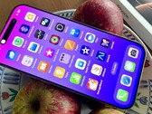 Das Apple iPhone 16 Pro mit 128GB Speicher hat auf Amazon 8% Rabatt erhalten (Bildquelle: Manuel Masiero)