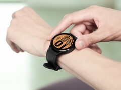 Die Samsung Galaxy Watch4 kann aktuell zum Bestpreis bestellt werden, kurz vor dem Launch der Galaxy Watch5. (Bild: Samsung)