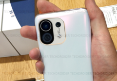 Die ersten Mi 11-Testgeräte scheinen bereits vor Weihnachten in den Händen von Testern und Händlern zu sein.