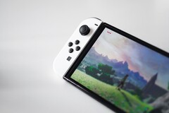 Der Nachfolger der abgebildeten Nintendo Switch soll bereits auf Fotos zu sehen sein. (Bildquelle: Victor Carvalho)