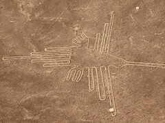 Durch KI-Analysen konnte die Anzahl der bekannten Nazca-Linien in nur 6 Monaten von 430 auf 733 auf Glyphen gesteigert werden. (Bildquelle: monikawl999 / Pixabay)